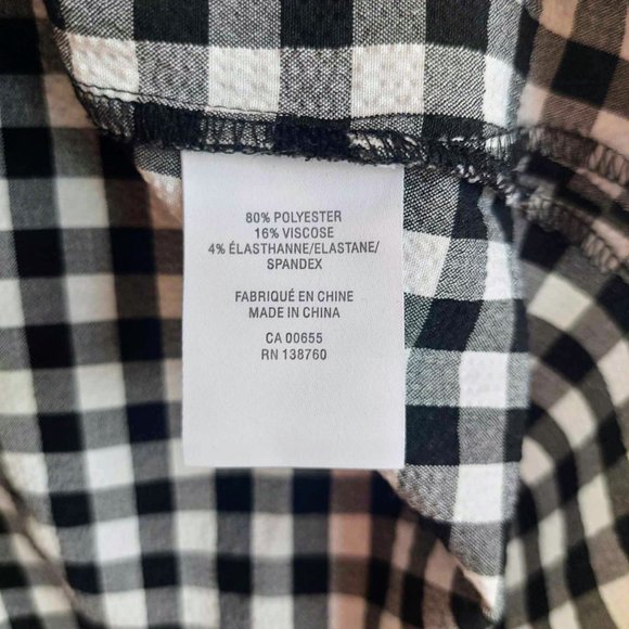 Black and white checkerboard pattern short-sleeve blouse - Picture 5 of 5